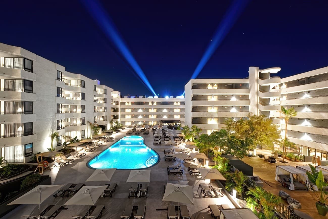 Atom Hoteles Socimi completa con éxito la venta del Hotel Labranda Costa Adeje tras su reposicionamiento estratégico